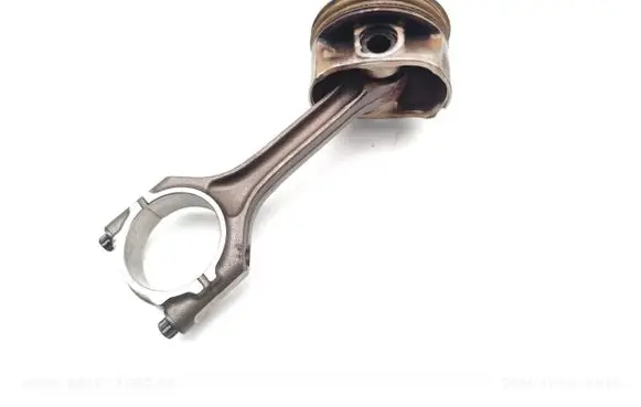 Suzuki Swift III Piston with connecting rod K10C