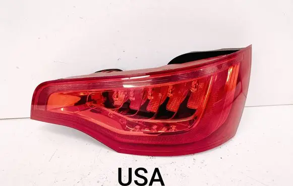 Audi Q7 4L Tailgate rear/tail lights 4L0945094G