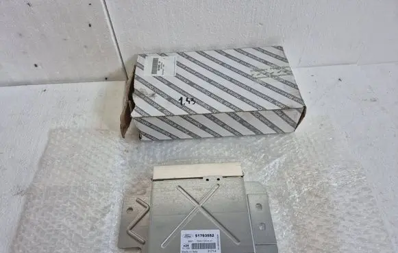 Ford Ka Head unit multimedia control 51793552