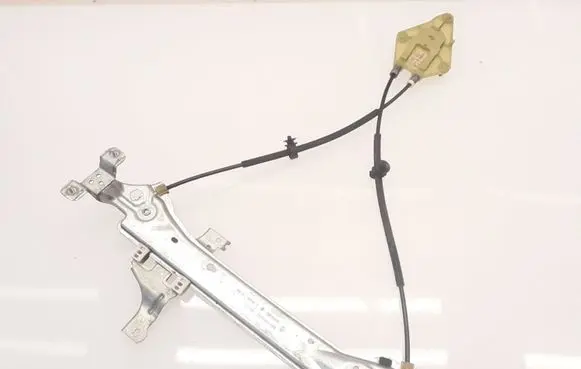 Renault Megane III Rear window lifting mechanism without motor 827210008R 920038101 968718101