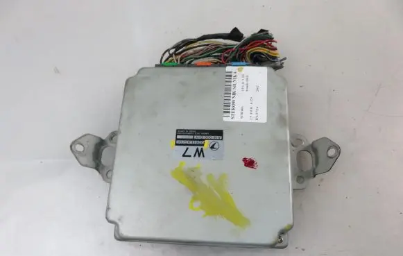 Subaru Legacy Engine control unit/module 22611AG100