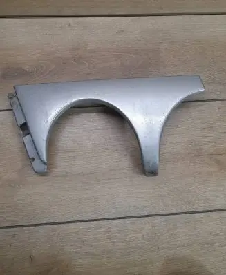 Mercedes-Benz E W210 Under headlight/headlamp trim 2108200212