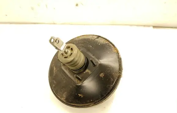 Toyota Yaris Brake booster 472000D170A