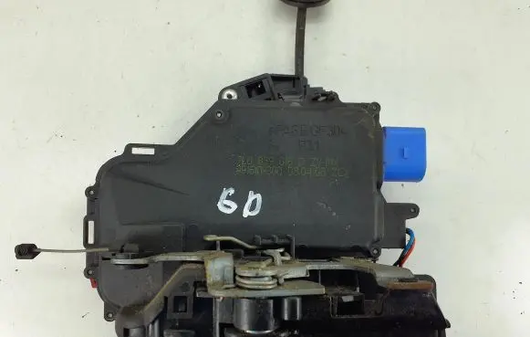 Volkswagen Golf V Rear door lock 7L0839016D 9916103000 08040842