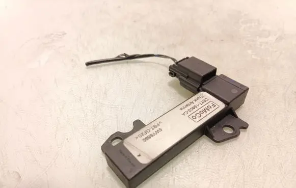 Ford S-MAX Aerial antenna amplifier DS7T15603CA