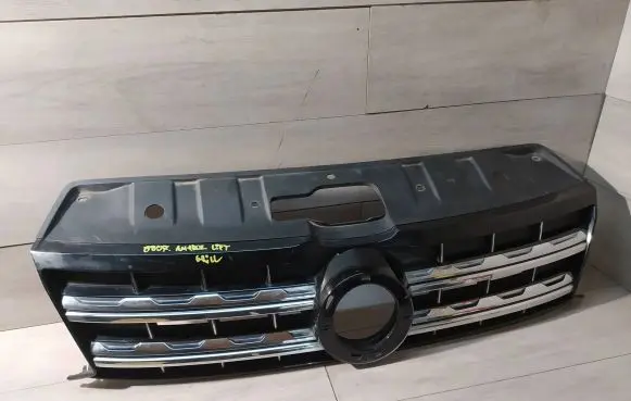 Volkswagen Amarok Front bumper upper radiator grill 2H6853651B