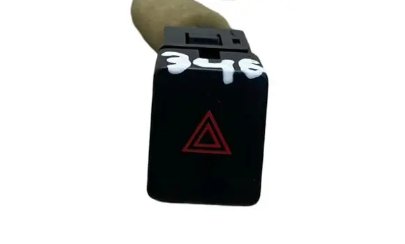 Nissan Qashqai Hazard light switch 40117