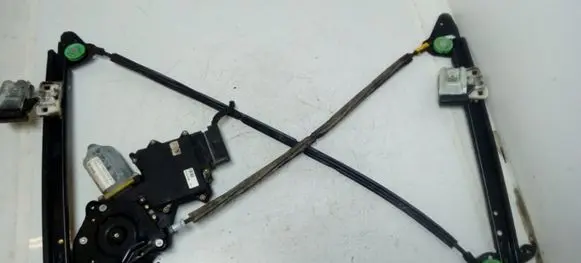 Rear door window regulator with motor