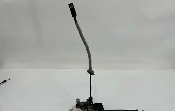 Volvo V40 Rear door lock 31440397