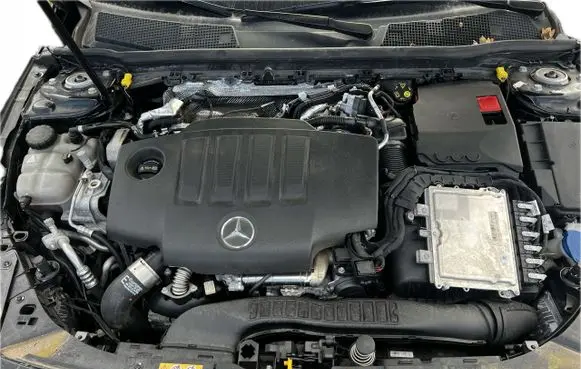 Mercedes-Benz CLA C118 X118 Body W213LIFTHDKNCJDFN