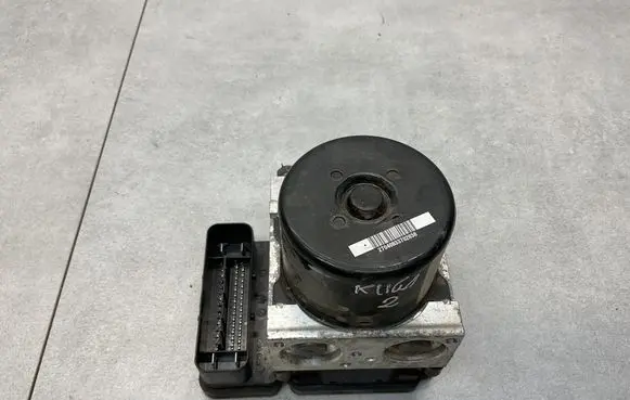 Ford Kuga II ABS Pump CV612C405CA