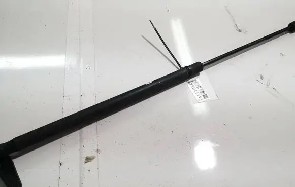 Mitsubishi Colt Tailgate/trunk strut/damper 
