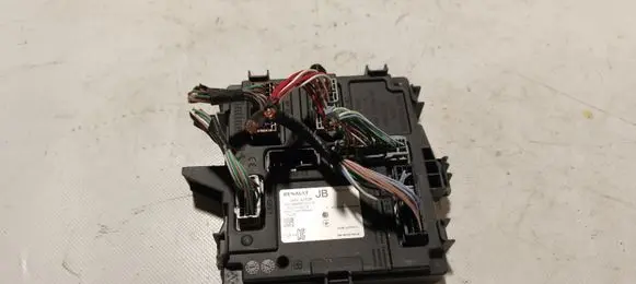 Renault Megane IV Comfort/convenience module 284B14352R