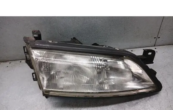 Opel Vectra B Front reflector 