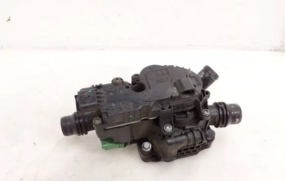 Peugeot 3008 II Thermostat/thermostat housing 9803549480 1343239