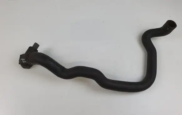 Volkswagen PASSAT B6 Engine coolant pipe/hose 1K0121086AN