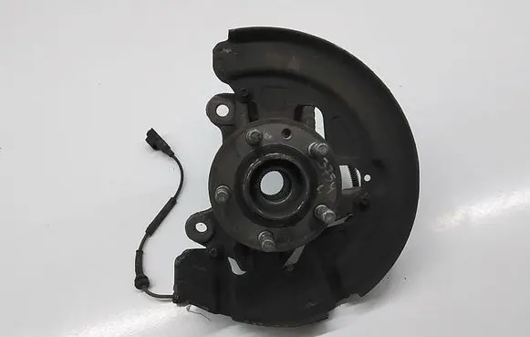 Land Rover Freelander 2 - LR2 Front wheel hub LR006859