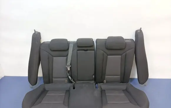 Hyundai i40 Second row seats 