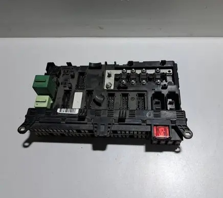 BMW X5 E53 Fuse module 6909719 071738PM