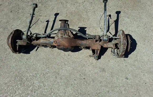 Hyundai Terracan Rear axle beam