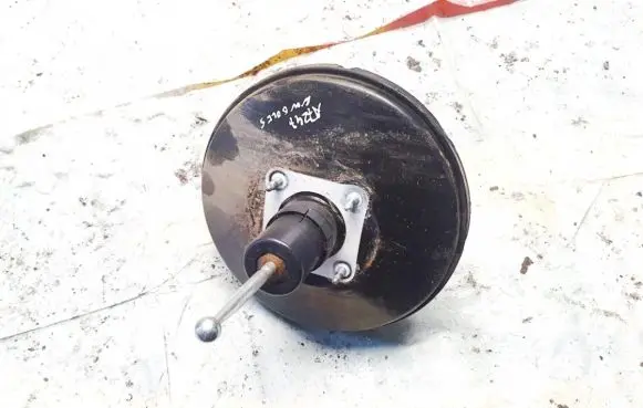 Volkswagen Golf V Brake booster 1k1614105ar