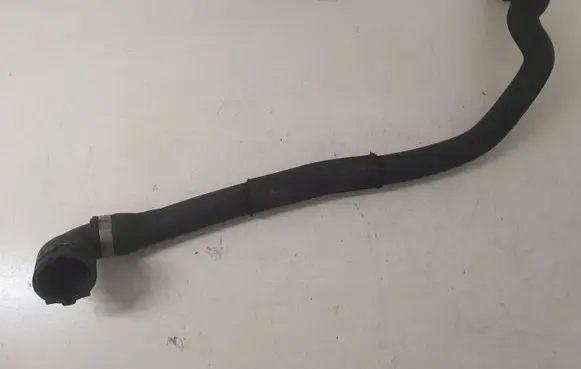 BMW 5 E60 E61 Engine coolant pipe/hose