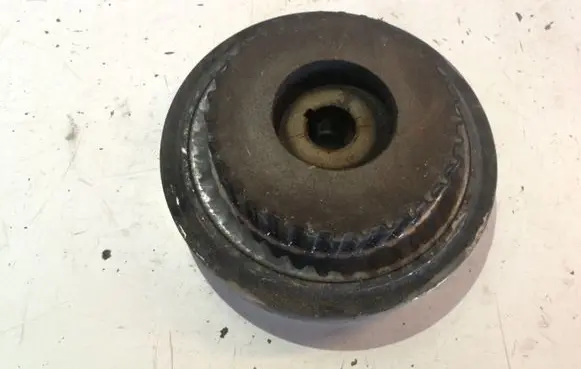 Volvo V70 Fuel pump gear (pulley) 