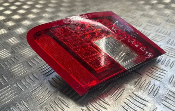 Mercedes-Benz E W212 Tailgate rear/tail lights A2129060258 483522 778002