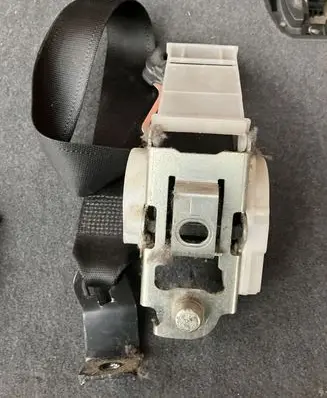 Opel Vectra C Front seatbelt