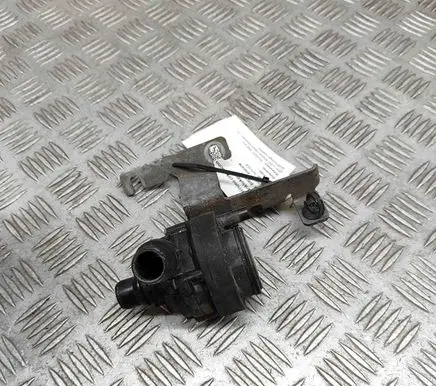 Peugeot 3008 II Electric auxiliary coolant/water pump 0392023422 9823813380