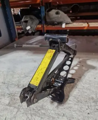 Ford Focus Lift Jack 
