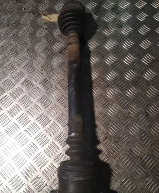 Audi A4 S4 B5 8D Front driveshaft 4A0407331C