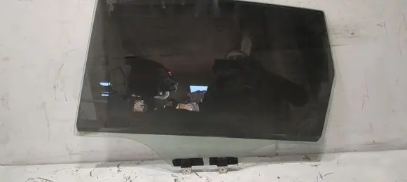 Honda FR-V Rear side window 43R005834
