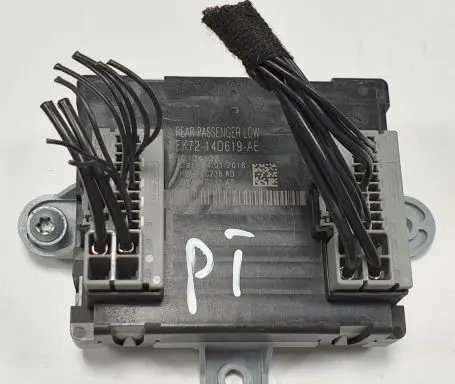 Land Rover Discovery Sport Door control unit/module FK72-14D619-AE