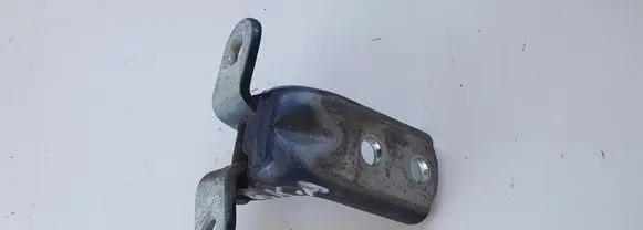 Hyundai Santa Fe Rear door lower hinge