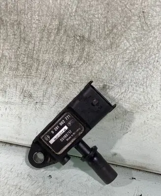 Opel Insignia A Exhaust gas pressure sensor 55198717 0281002771