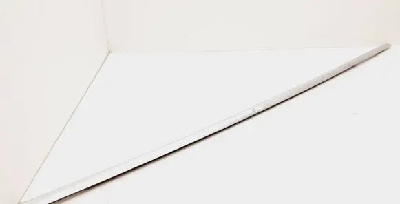 Volvo XC60 Front door glass trim molding 31297679