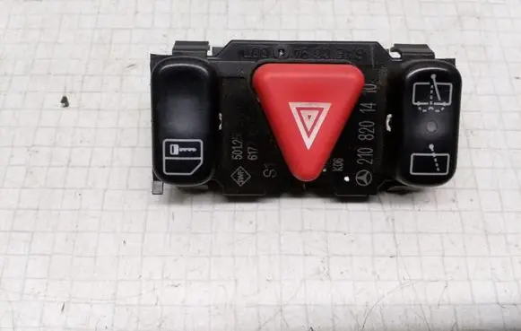 Mercedes-Benz E W210 Multifunctional control switch/knob 2108201410 501250266
