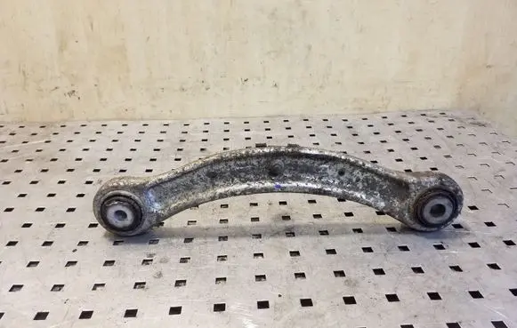 Volkswagen Touareg II Rear control arm 7L0505375A