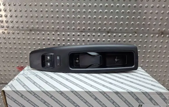 Fiat Doblo Electric window control switch S26338992 735484919