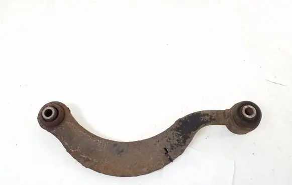 Toyota Avensis T270 Rear control arm 48770-12010