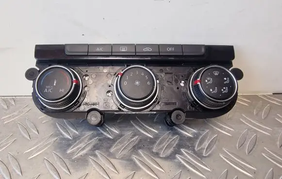 Volkswagen PASSAT B8 Climate control unit 5G0907426AF