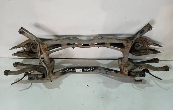 Volkswagen Golf VII Rear axle beam 
