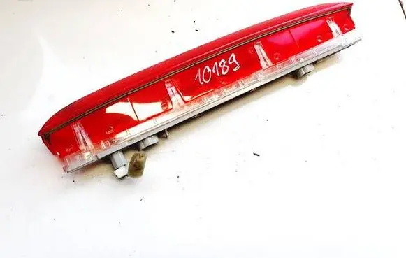 Third/center stoplight