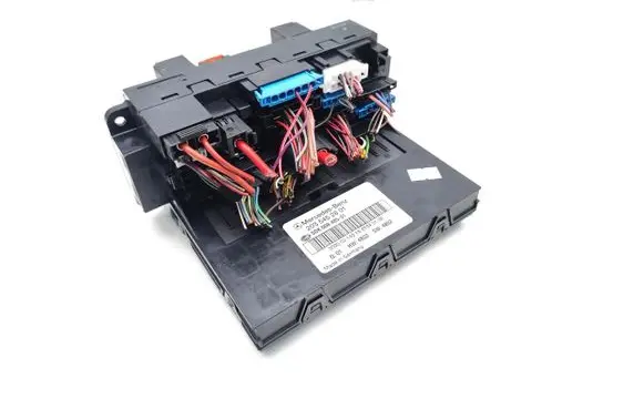 Mercedes-Benz C W203 Fuse module 2035452801 5DK008485 5DK008485-51