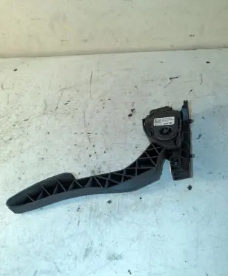 Jaguar XF X250 Accelerator throttle pedal 9X239F832AA