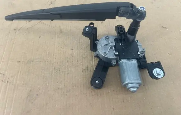 Chevrolet Orlando Rear window wiper motor 95089590 A0041151202810286