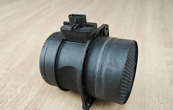 Audi Q3 F3 Mass air flow meter 03L906461A