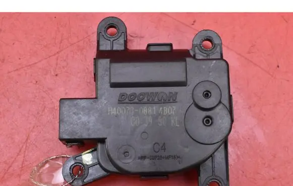 Hyundai Kona I Air flap motor/actuator H40073-0881