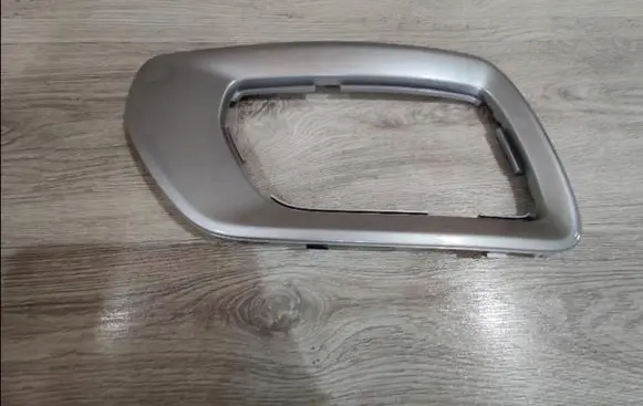 Volvo XC70 Front bumper lower grill 30744506